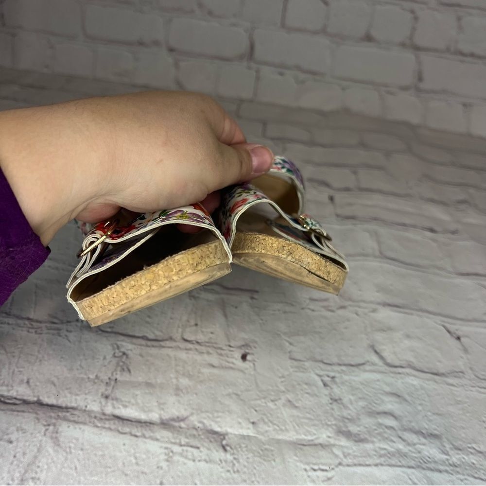 NATHALIE LÉTÉ x H&M Girls size 10.5 Floral Patterned Sandals - Picture 3 of 6